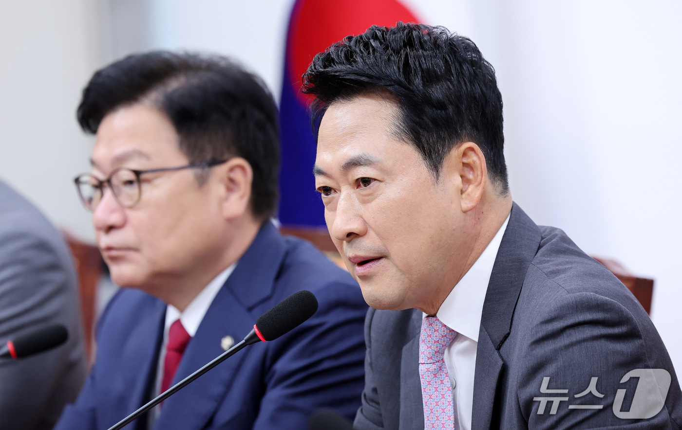 (서울=뉴스1) 박지혜 기자 = 장동혁 국민의힘 대표가 17일 서울 여의도 국회에서 열린 최고위원회의에서 모두 발언하고 있다. 2026.9.17/뉴스1