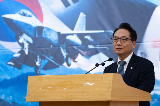 인사말하는 박선원 민주당 의원