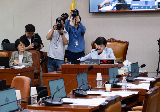 법사위, 여당 주도 김승원 인사청문보고서 채택