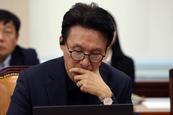 국회 국방위 참석한 김민석 대표