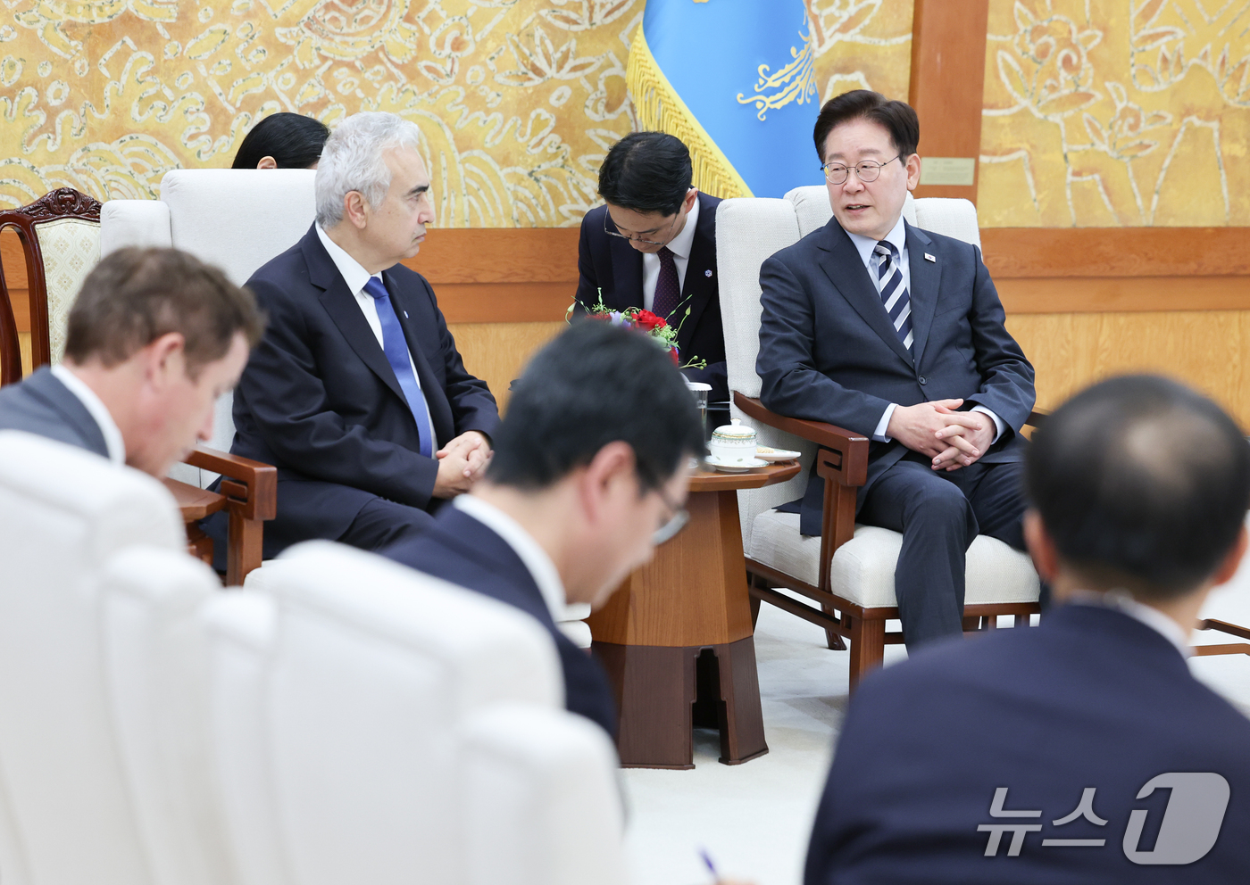(서울=뉴스1) 이재명 기자 = 이재명 대통령이 17일 청와대에서 파티 비롤 국제에너지기구(IEA) 사무총장을 접견하고 있다. 2026.9.17/뉴스1