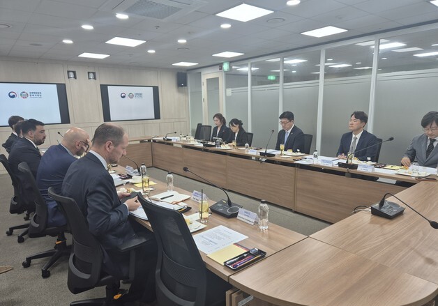 "UN해양총회, 실질적 행동·협력 계기돼야"…남재헌 해수차관, 외교단과 소통