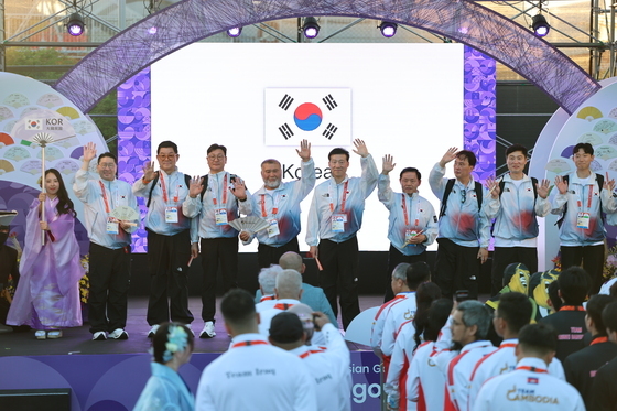 나고야 선수촌 도착한 국가대표 선수단