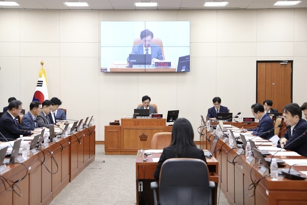 '국가데이터기본법' 연내 제정 속도…국회서 공청회 개최