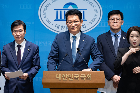 송영길·조경태 등 여야 88명, 북미정상회담 촉구 결의안 발의