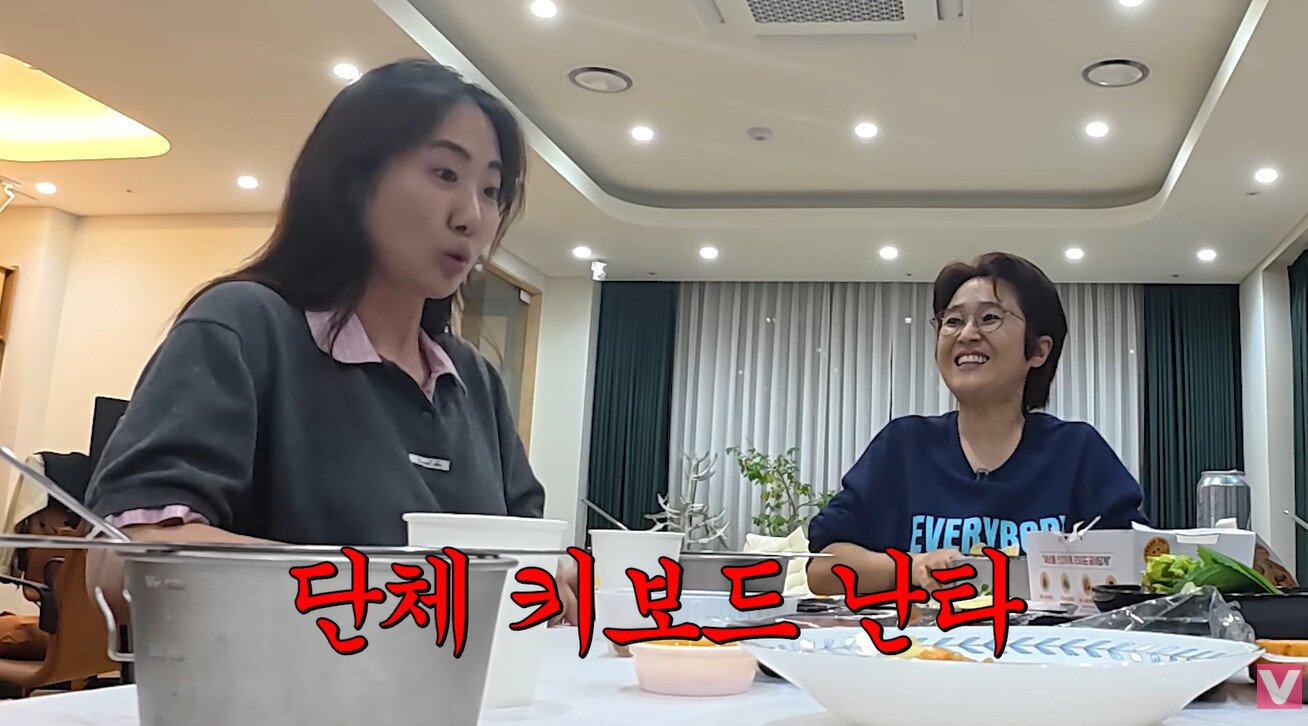본문 이미지 - 유튜브 채널 'VIVO TV-비보티비' 영상 갈무리