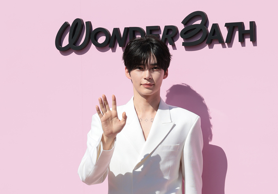 성한빈, 디즈니 왕자님 재질
