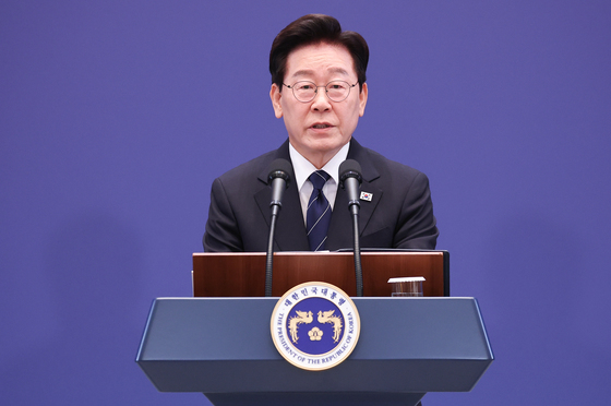 李대통령 "연임 생각 전혀 없다…인사시스템 재점검·부동산 반드시 안정"