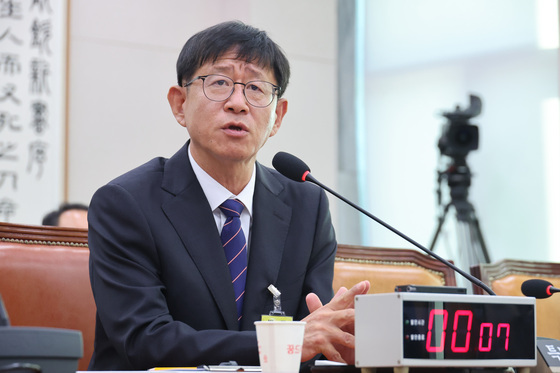 답변하는 최길수 특별감찰관 후보자