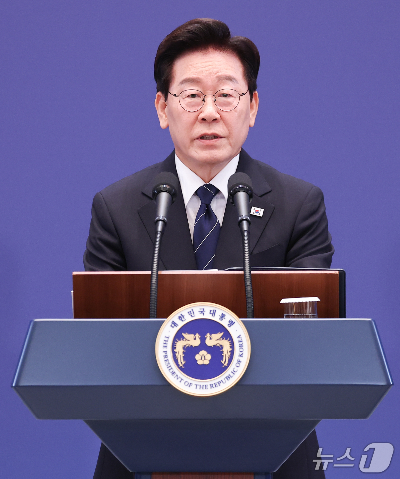 (서울=뉴스1) 허경 기자 = 이재명 대통령이 18일 청와대 영빈관에서 열린 현안 기자회견에서 발언하고 있다. (청와대통신사진기자단) 2026.9.18/뉴스1