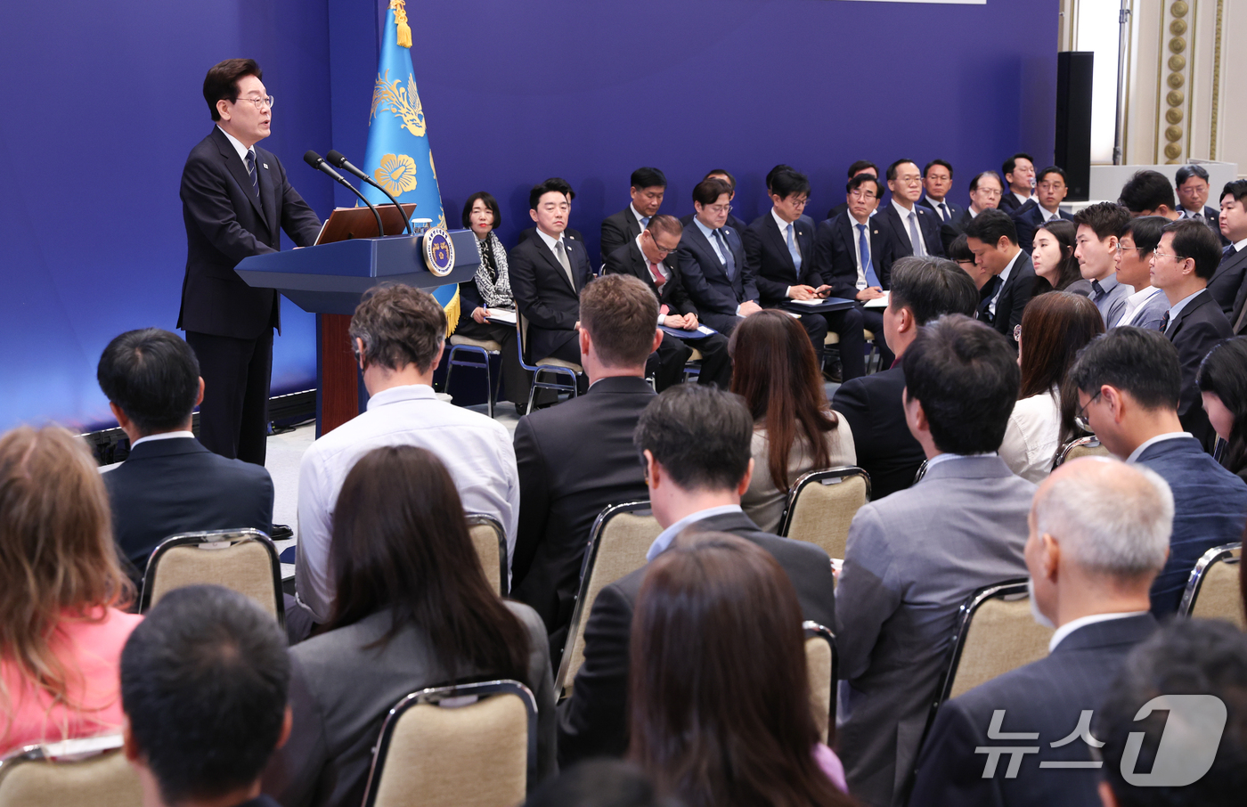 (서울=뉴스1) 허경 기자 = 이재명 대통령이 18일 청와대 영빈관에서 열린 현안 기자회견에서 발언하고 있다. (청와대통신사진기자단) 2026.9.18/뉴스1