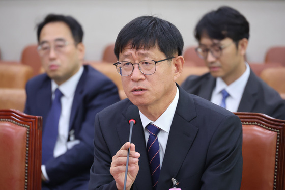 최길수 특감 후보자 "배우자·장녀 위장전입 송구…잘못 나중에 들었다"