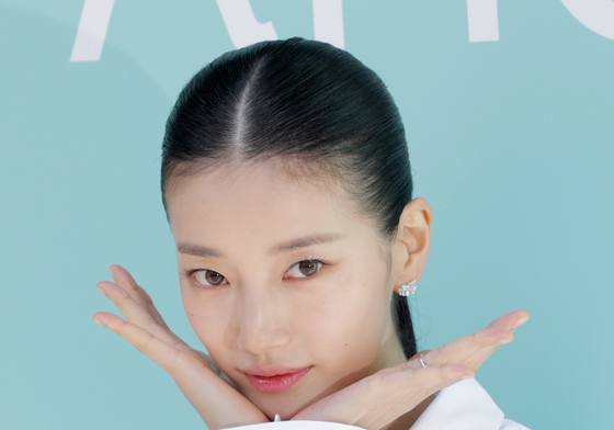 수지, 올림머리 하고 미모 레전드 찍은 연예인