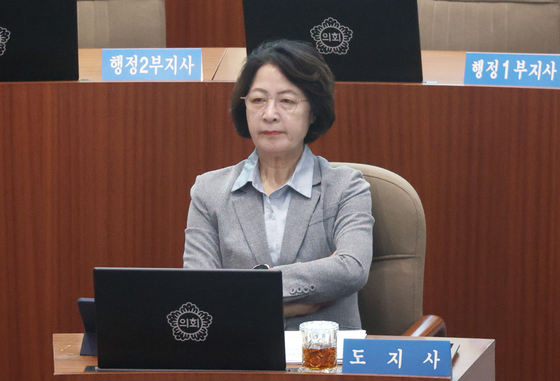 홍익표, 추미애 만나 경기도 재정위기 청취…"김지용 추가 검증중" 설명