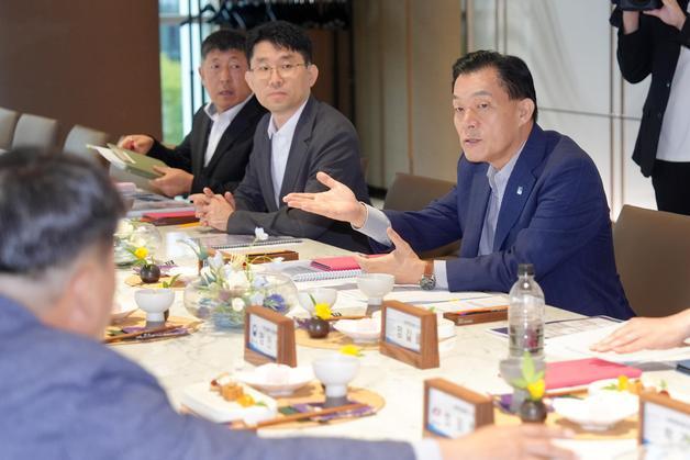 수원시, PIARC 동계도로대회 유치위 출범…이재준 시장 공동위원장