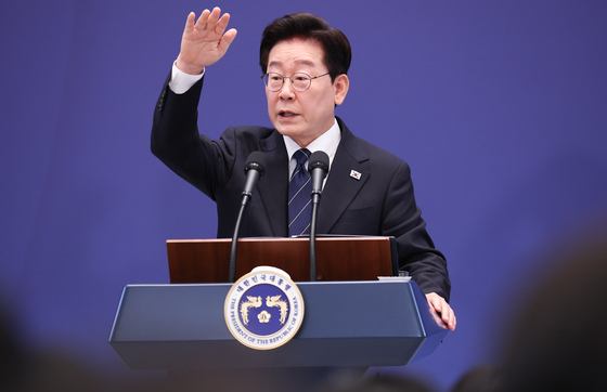한동훈 "李 대통령, 全의 4·13호헌 대신 6·29 선언 기회 남아 다"