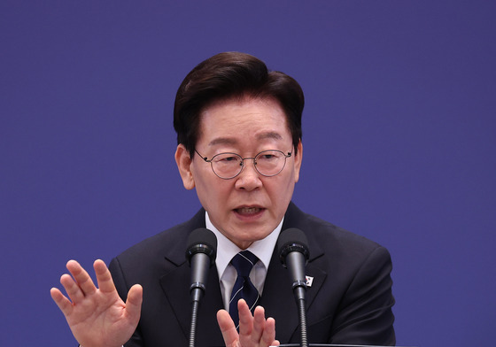 李대통령 "연임 생각 없다"…시민사회 "개헌 논의 본격화해야"(종합)