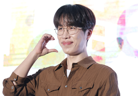 소란 "1인 체제 전환 후 나태하고 싶지 않아…올해 부지런히 활동"