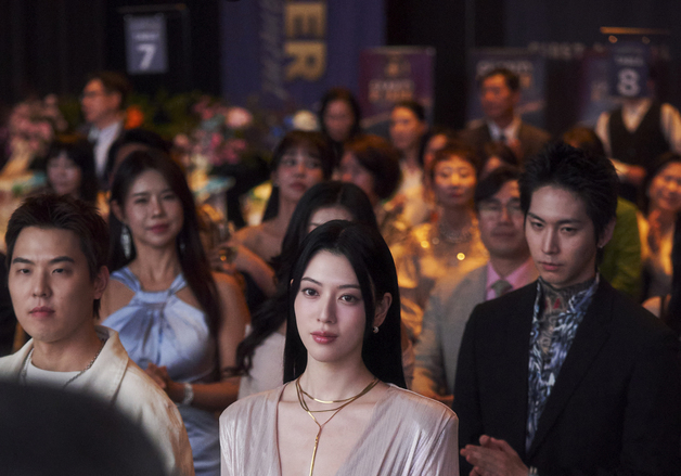 '타짜4' 미요시 아야카, 안면마비 고백 "회복 중…활동 재개해 기뻐"