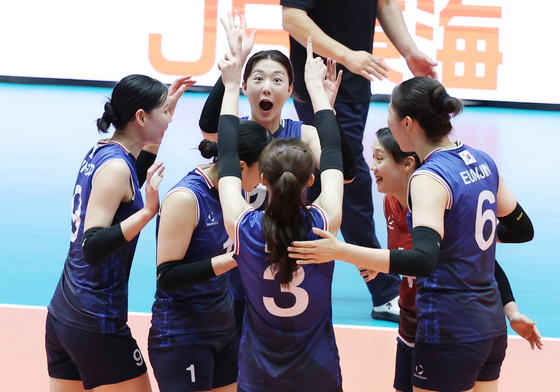 '3년 전 빚 갚았다' 여자배구, 베트남 제압…조 1위로 8강행[AG]
