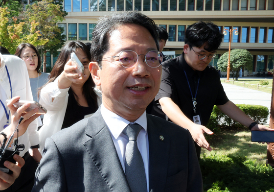 野 "李대통령 공소취소 선봉장 김승원 사퇴…만시지탄·사필귀정"(종합)