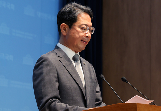 與, 김승원 자진 사퇴에 "고뇌에 찬 결정 존중…더 겸손하게 경청할 것"