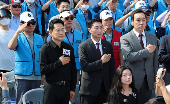 장동혁 "김승원 이어 강신철 사퇴해야…주적 북한이라 말 못해"