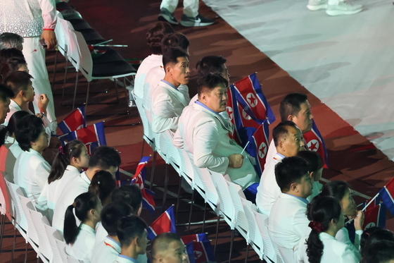 개회식 참석한 북한 박천종 선수단장