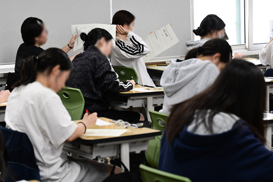 한국 학생 학업성취도 세계 최상위권 지켰지만…'읽기' 약해졌다