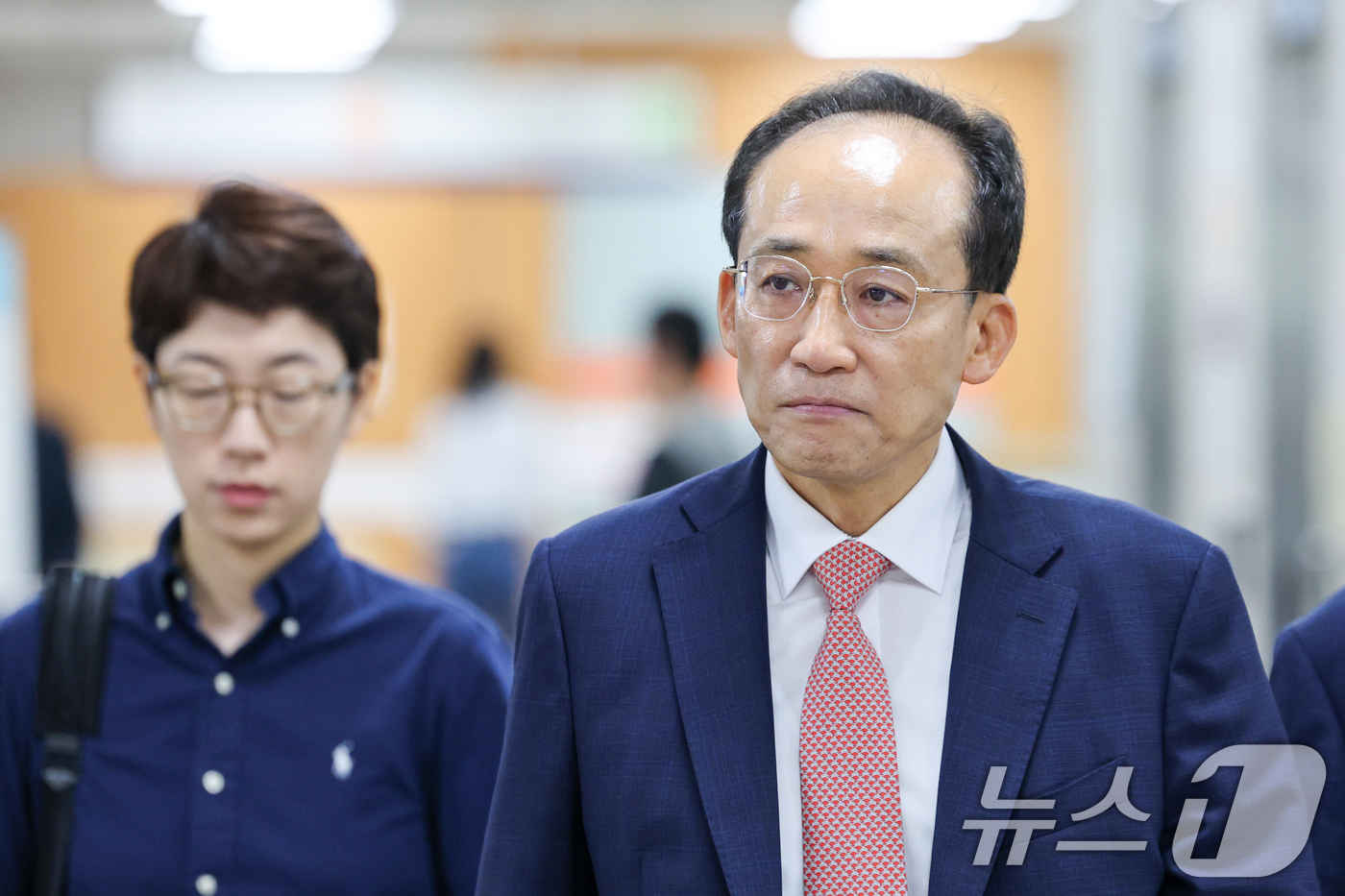 (서울=뉴스1) 안은나 기자 = 12·3 비상계엄 당시 국민의힘 원내대표로서 국회의 계엄 해제 표결을 방해한 혐의를 받는 추경호 대구시장이 2일 서울 서초구 중앙지방법원에서 열린 …