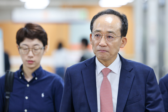 법정 향하는 추경호 대구시장