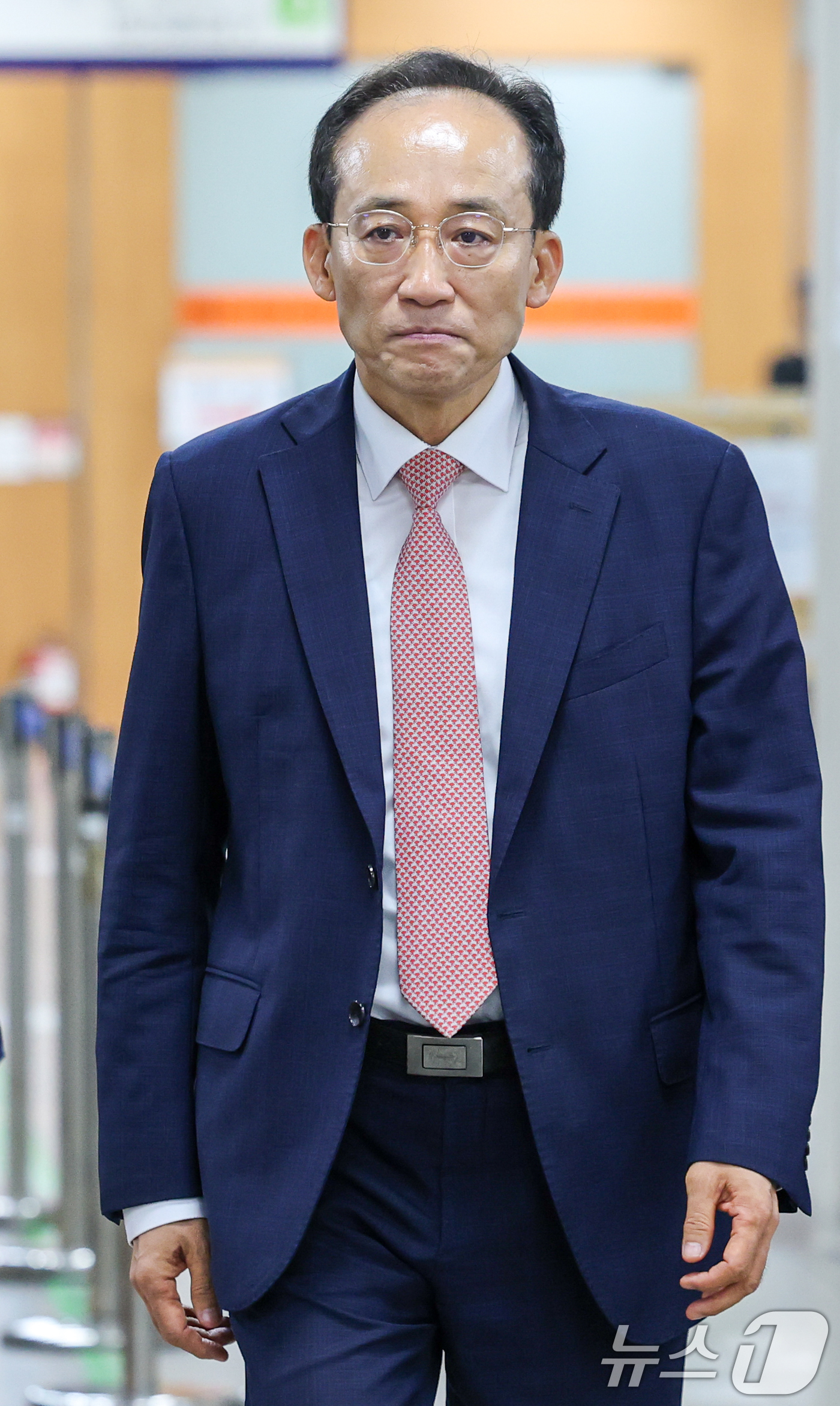 (서울=뉴스1) 안은나 기자 = 12·3 비상계엄 당시 국민의힘 원내대표로서 국회의 계엄 해제 표결을 방해한 혐의를 받는 추경호 대구시장이 2일 서울 서초구 중앙지방법원에서 열린 …