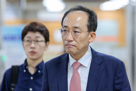 법정 향하는 추경호 시장