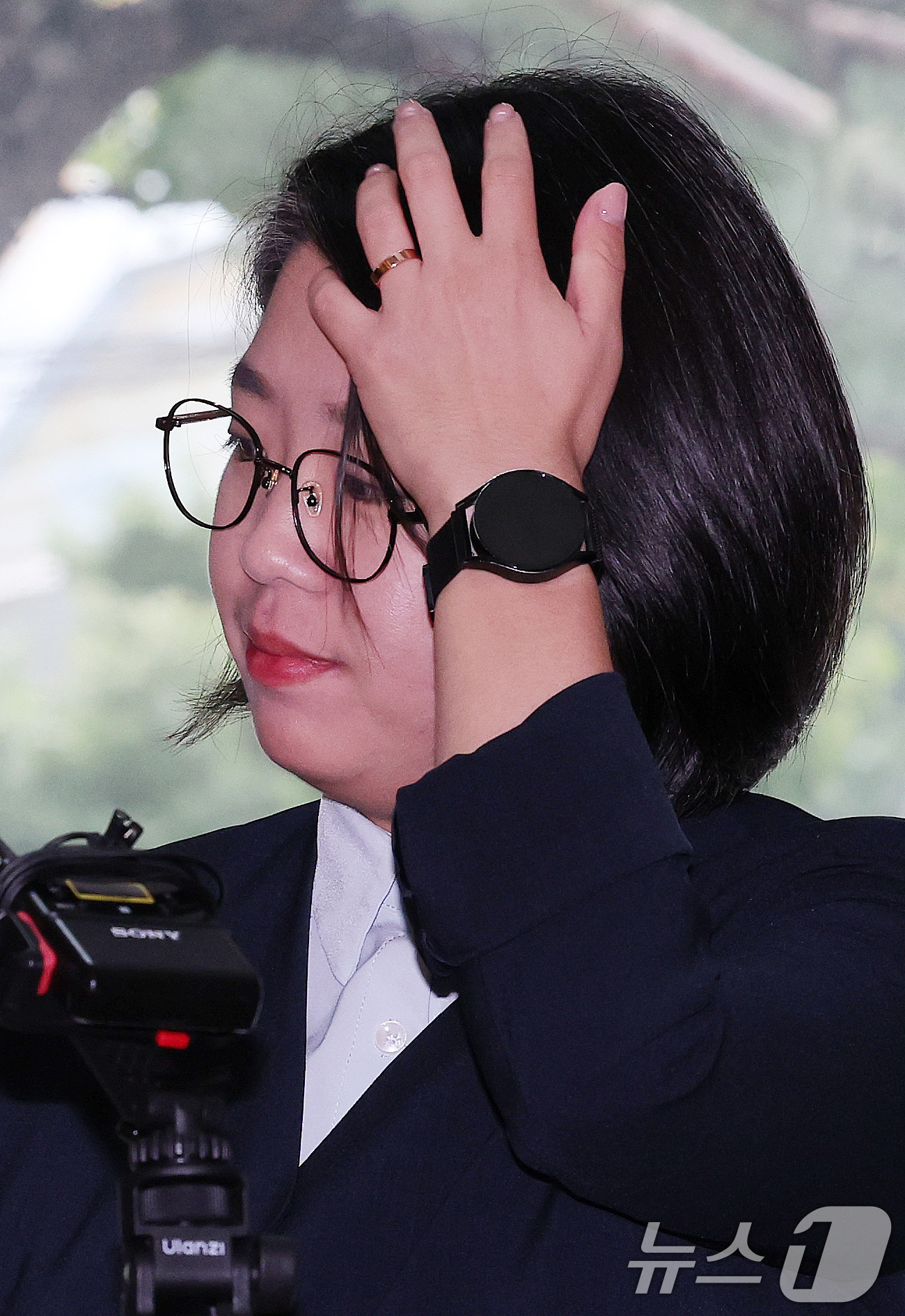 (서울=뉴스1) 박지혜 기자 = 용혜인 성평등가족부 장관 후보자가 2일 오전 서울 서대문구 한국청소년활동진흥원에 마련된 인사청문회 준비사무실로 첫 출근하고 있다. 2026.9.2/ …
