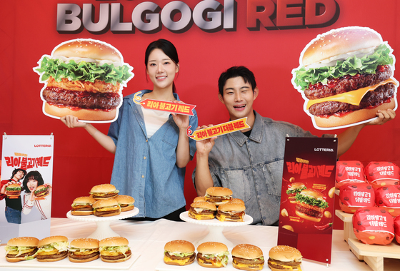 롯데리아, '매운 맛' 담은 신제품 2종 출시