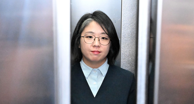 "용혜인, 가족과 공항 귀빈실 이용"…시민단체, 직권남용 혐의 고발