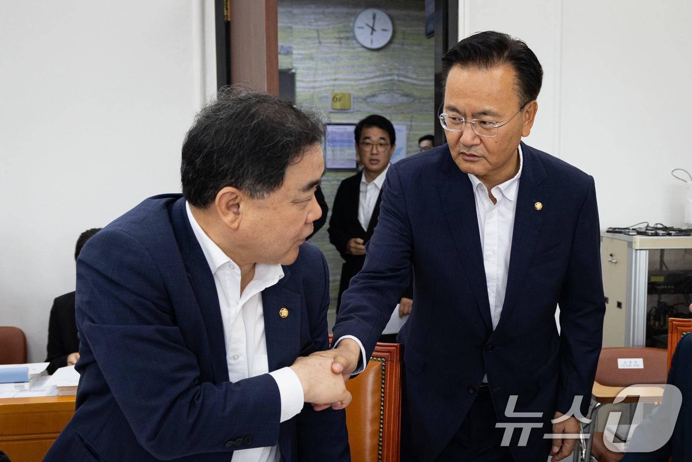 (서울=뉴스1) 유승관 기자 = 유상범 국회 예산결산특별위원회 2025회계연도 결산심사소위원장이 2일 서울 여의도 국회에서 열린 제439회 국회(정기회) 예산결산특별위원회 제1차 …