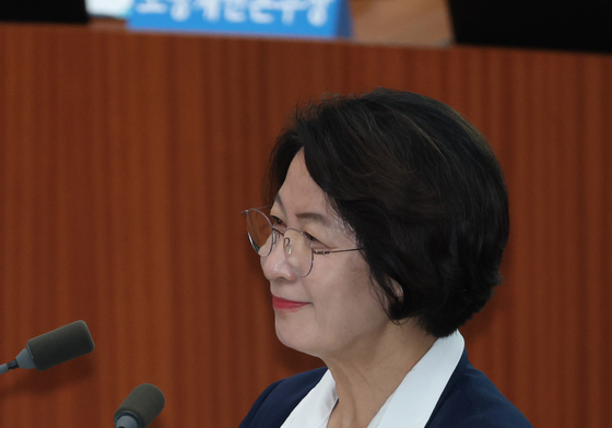 김태희 "경기도 재정위기 기준 아냐"…추미애 "실제 이자 내고 갚을 돈"