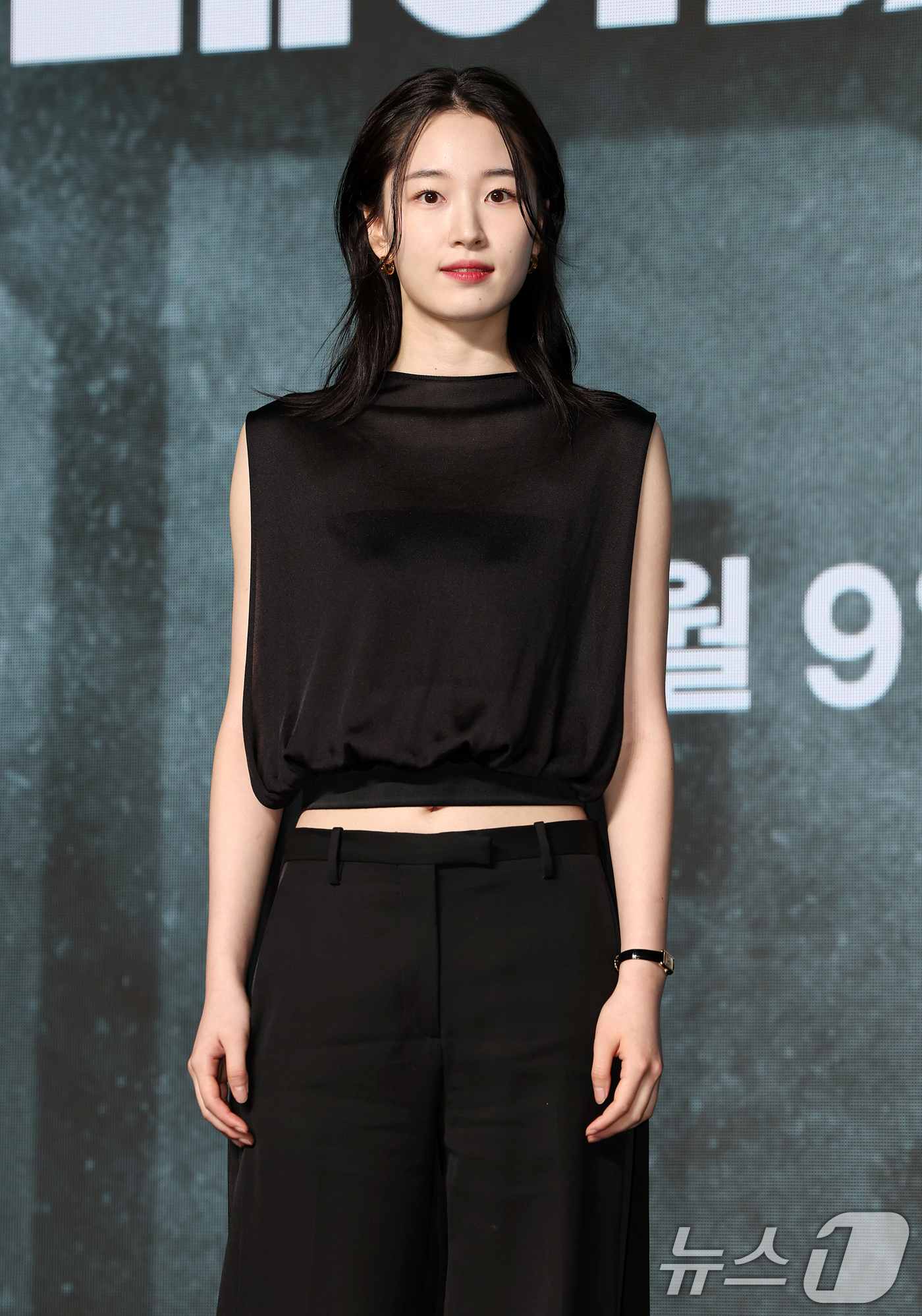 (서울=뉴스1) 김진환 기자 = 배우 원지안이 2일 서울 영등포구 콘래드서울호텔 그랜드볼룸에서 진행된 디즈니+ 오리지널 시리즈 '메이드 인 코리아2' 제작발표회에 참석해 포즈를 취 …