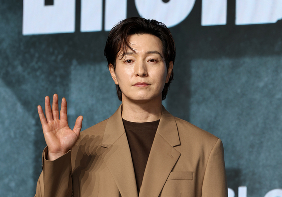 정성일, 카리스마 비서실장의 포스
