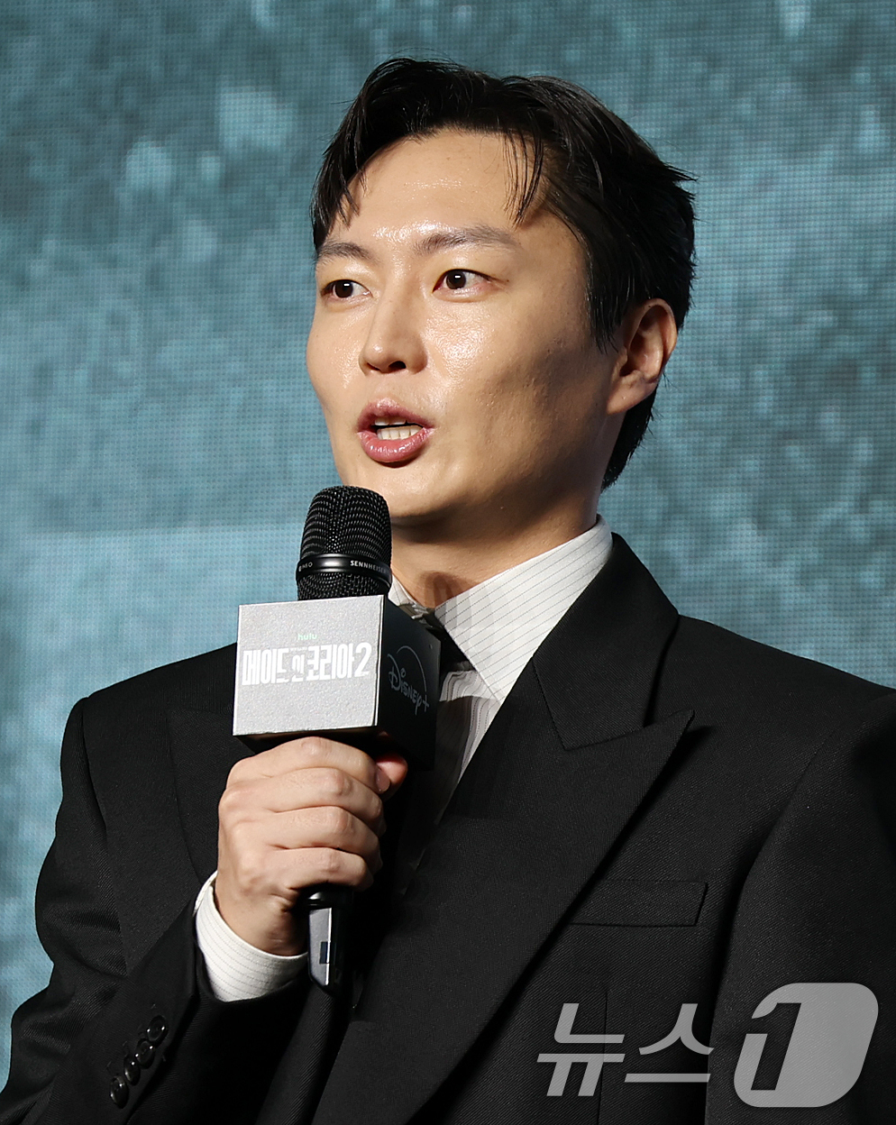 (서울=뉴스1) 김진환 기자 = 배우 노재원이 2일 서울 영등포구 콘래드서울호텔 그랜드볼룸에서 진행된 디즈니+ 오리지널 시리즈 '메이드 인 코리아2' 제작발표회에 참석해 취재진 질 …