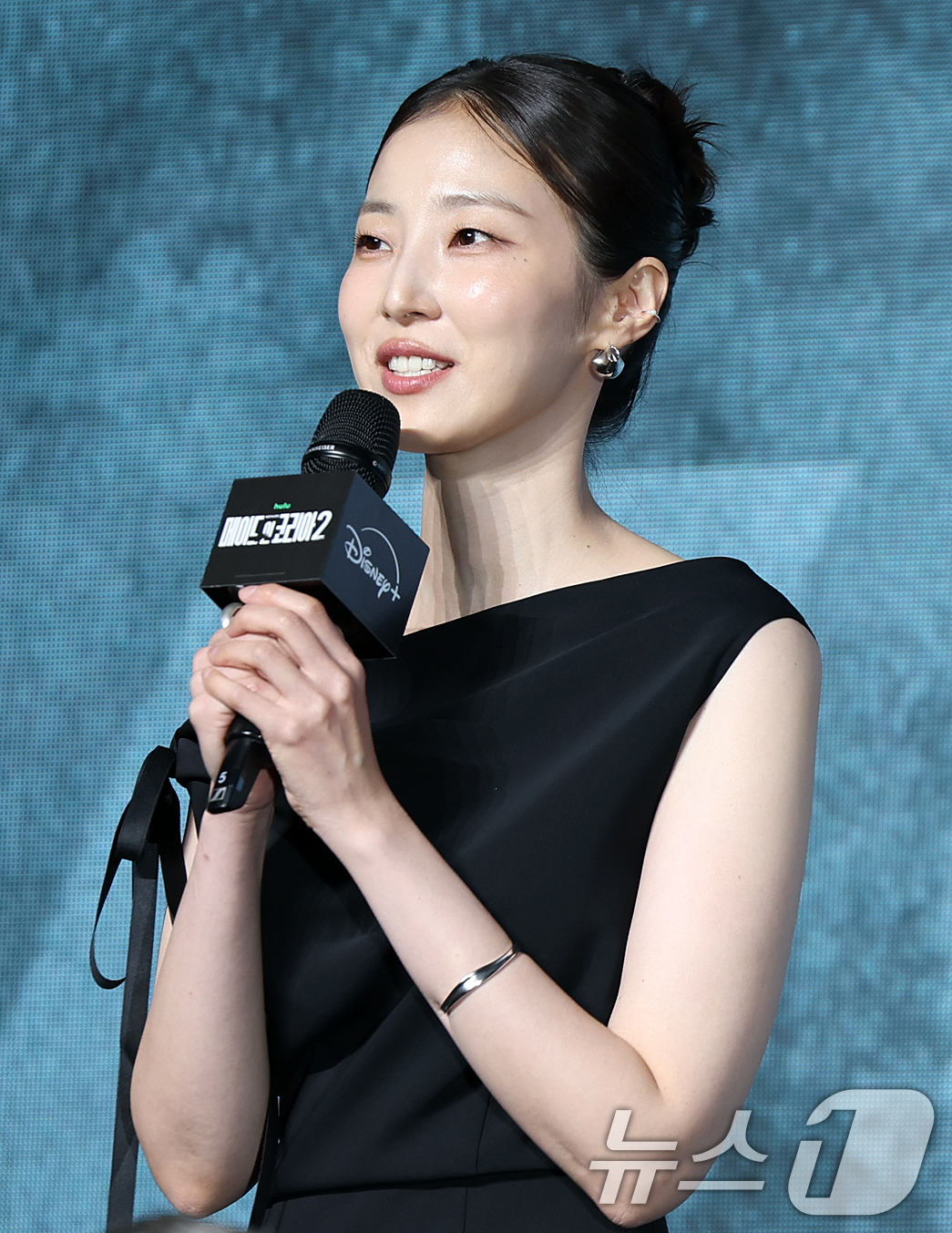 (서울=뉴스1) 김진환 기자 = 배우 차희가 2일 서울 영등포구 콘래드서울호텔 그랜드볼룸에서 진행된 디즈니+ 오리지널 시리즈 '메이드 인 코리아2' 제작발표회에 참석해 취재진 질문 …