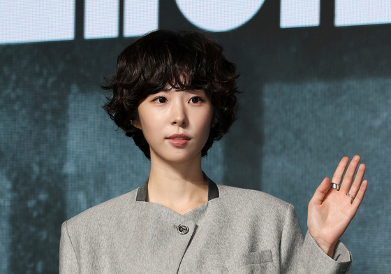 서은수, 숏컷도 잘 어울려