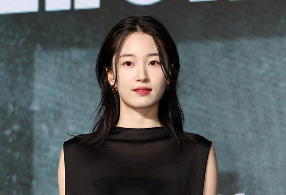 원지안, 뚜렷한 이목구비