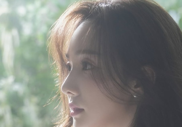 스텔라 민희 12일 결혼, 예비 신랑도 공개…"다정한 사람과 평생 약속"
