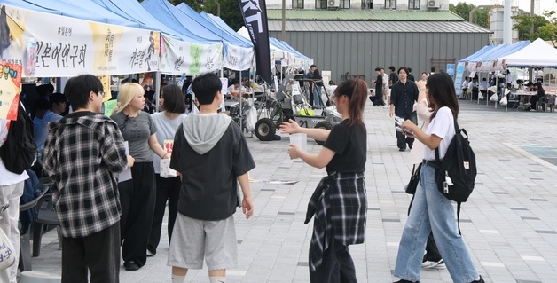 전북대학교 개강 맞아 동아리 모집 한창