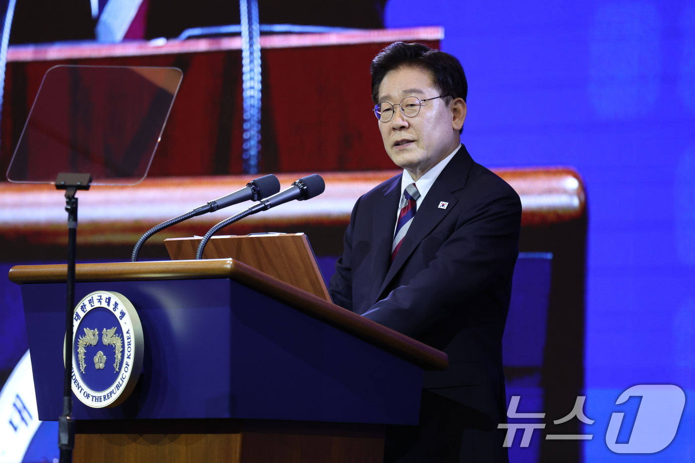 (인천=뉴스1) 이재명 기자 = 이재명 대통령이 2일 인천 중구 인스파이어 리조트에서 열린 제22기 민주평통 미주지역회의 평화공존 정책 대화에서 발언하고 있다. 2026.9.2/뉴 …