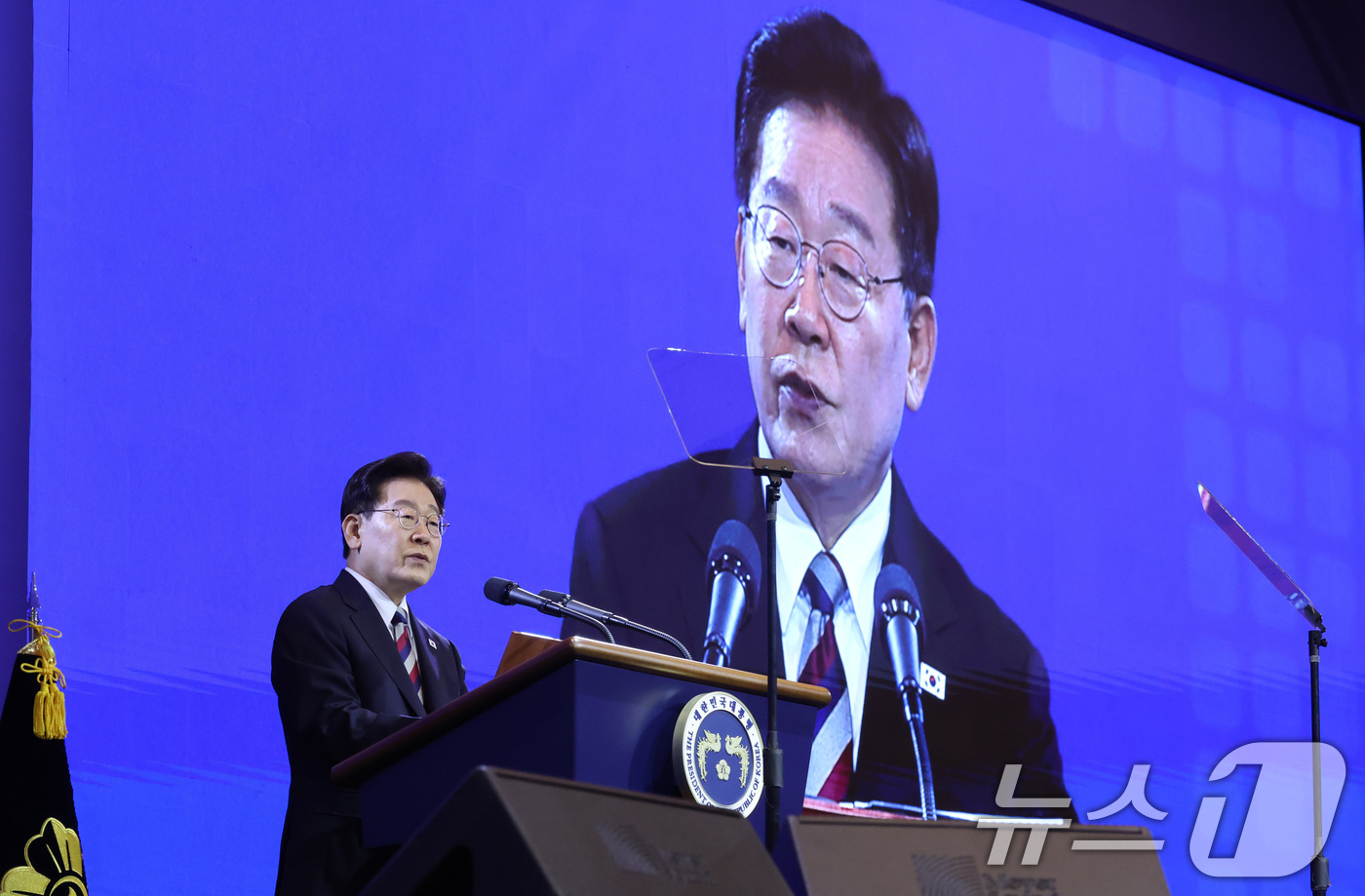 (인천=뉴스1) 이재명 기자 = 이재명 대통령이 2일 인천 중구 인스파이어 리조트에서 열린 제22기 민주평통 미주지역회의 평화공존 정책 대화에서 발언하고 있다. 2026.9.2/뉴 …