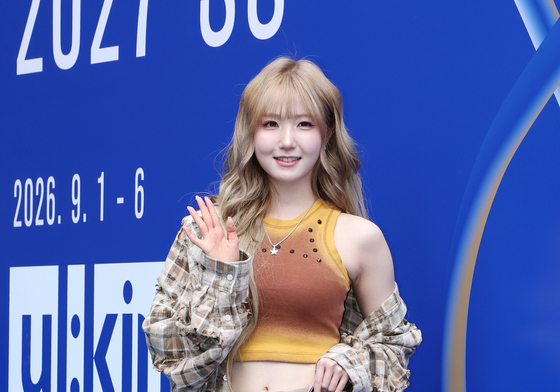 세이마이네임 히토미, 미소에 푹 빠져들어
