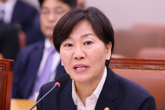 답변하는 송미령 장관